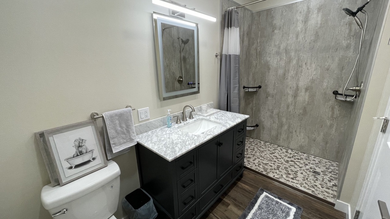 Photo of Bathroom in Clear Lake