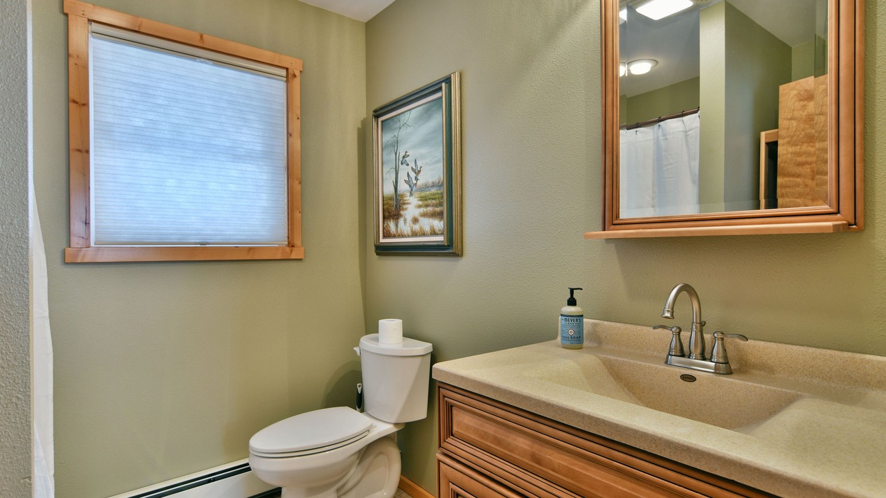 Photo of Bathroom in Cable