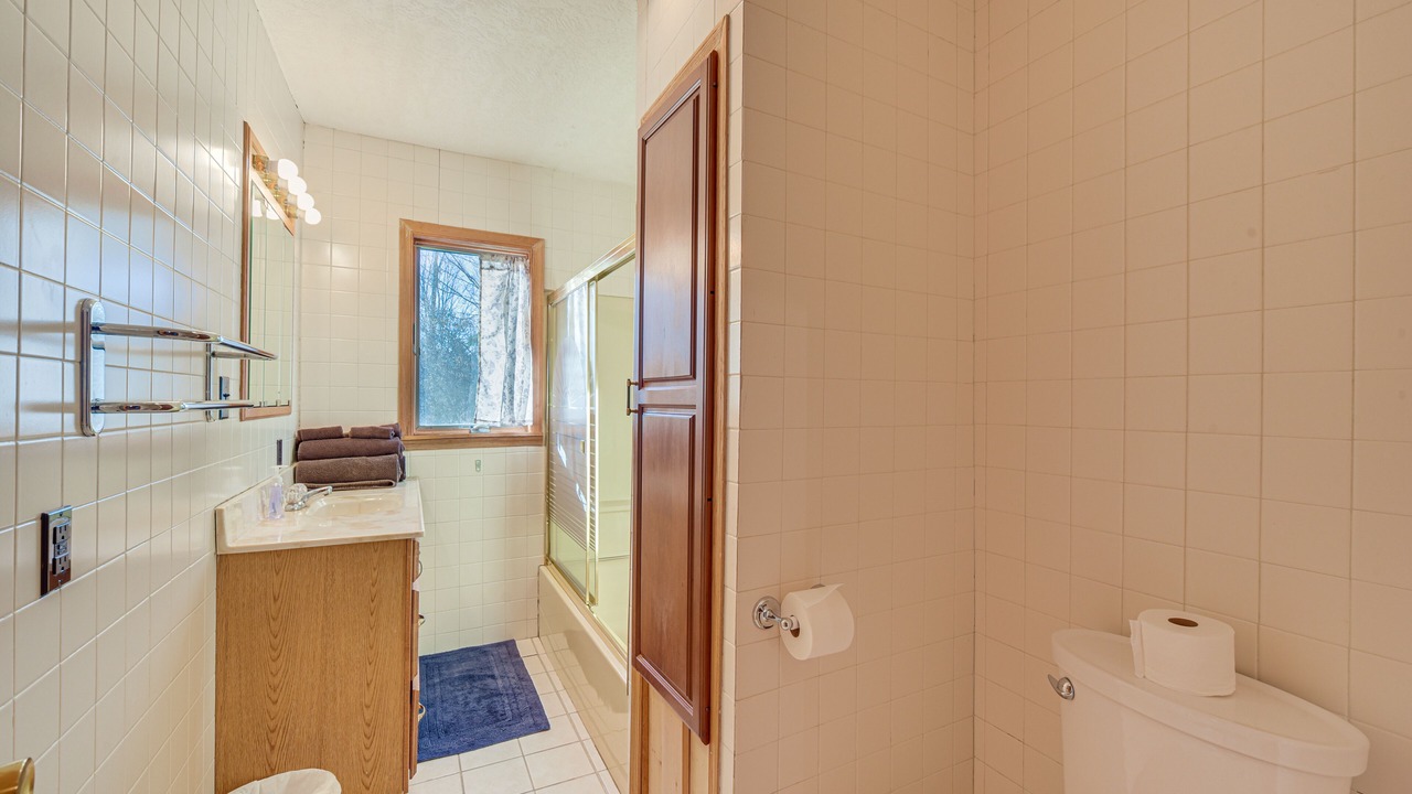Photo of Bathroom in Finlayson