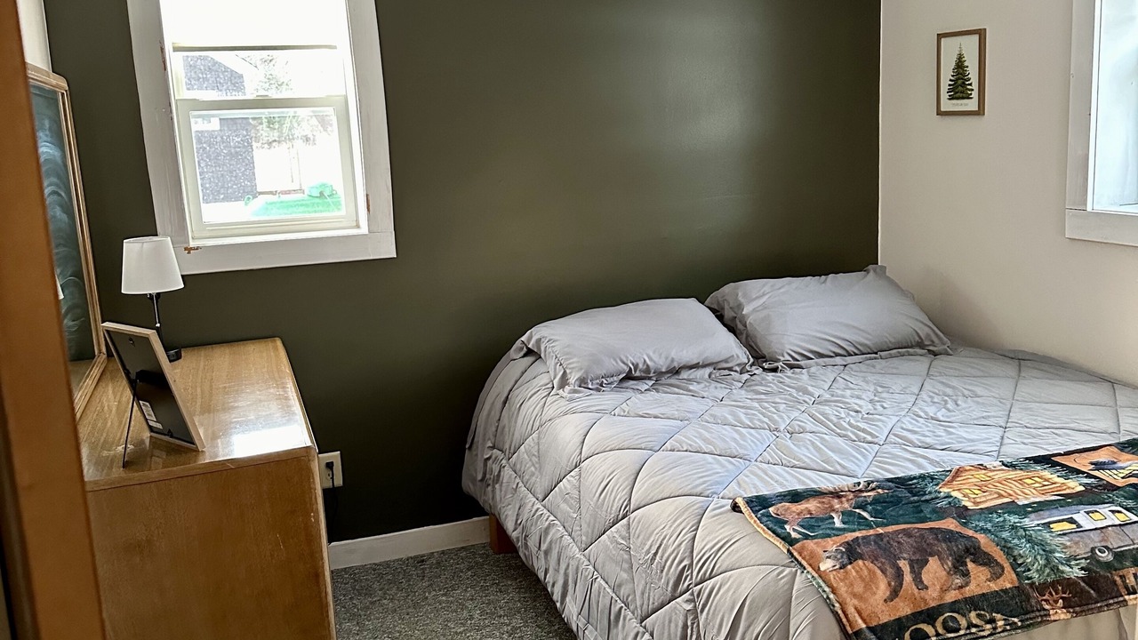 Photo of Bedroom in Grand Marais