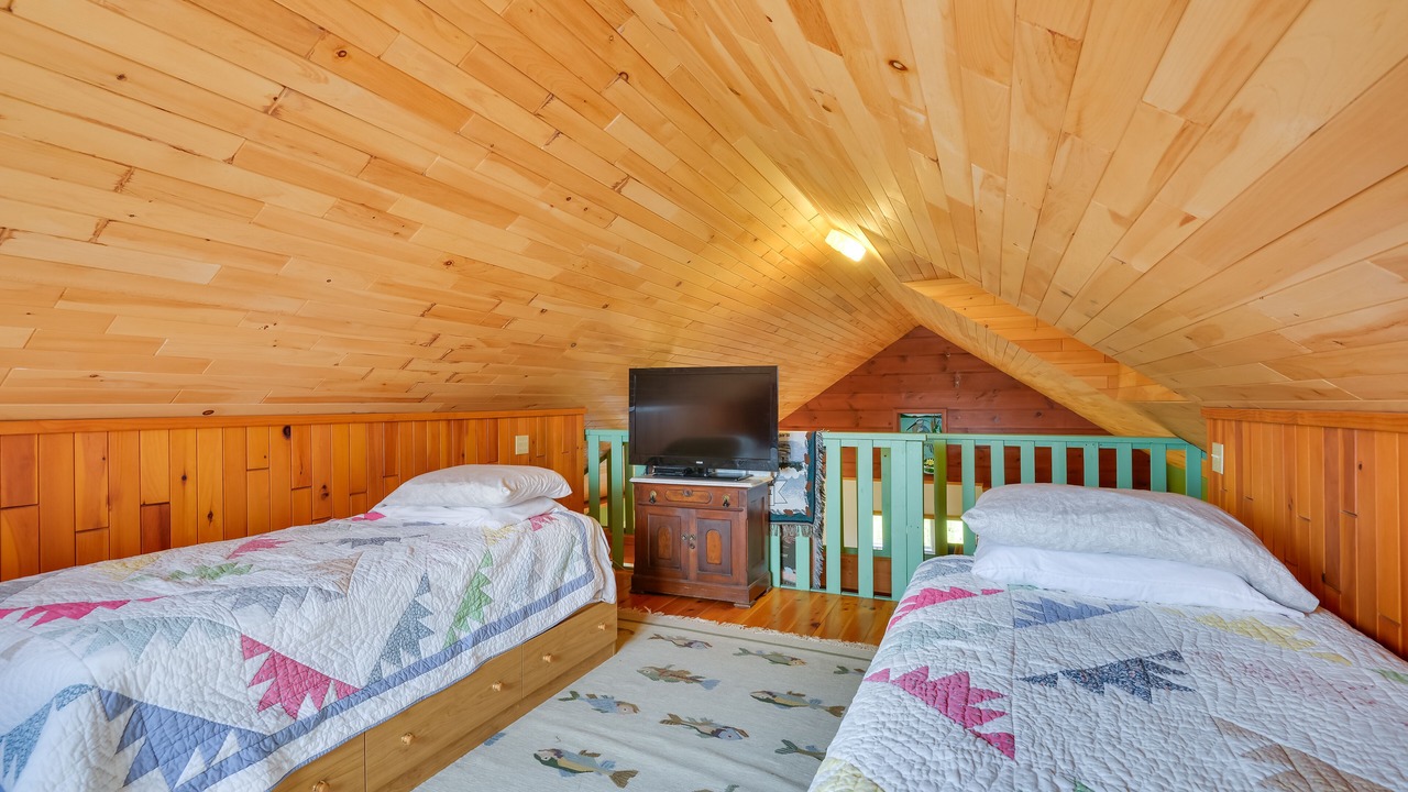 Photo of Bedroom in Fishers Landing