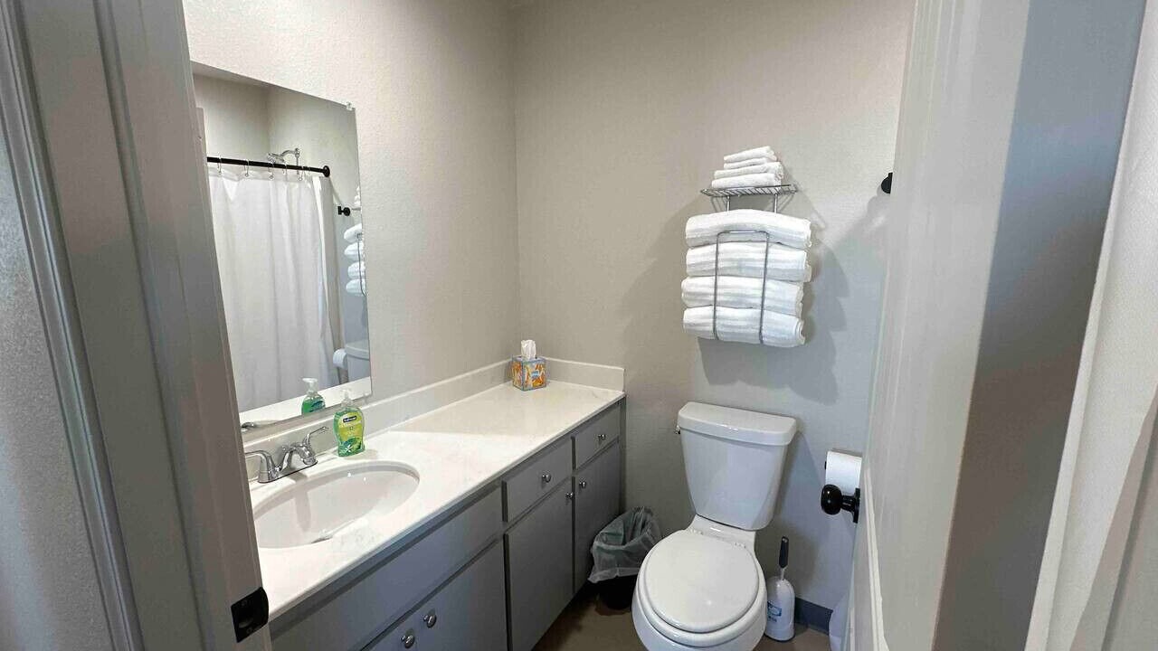 Photo of Bathroom in Clovis