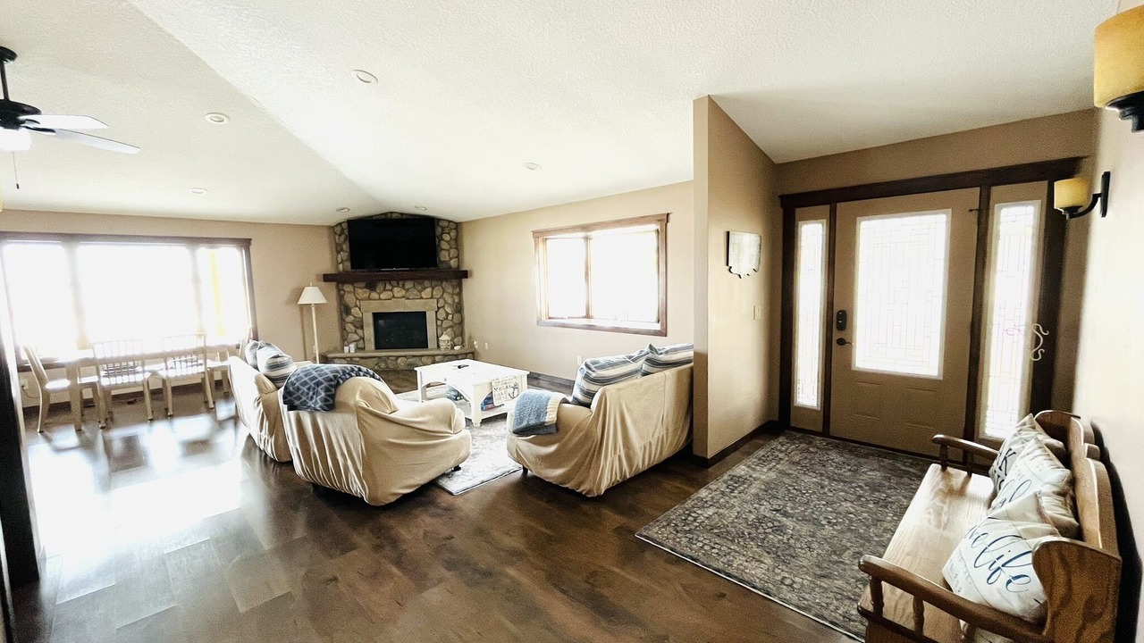 Photo of Livingroom in Isle