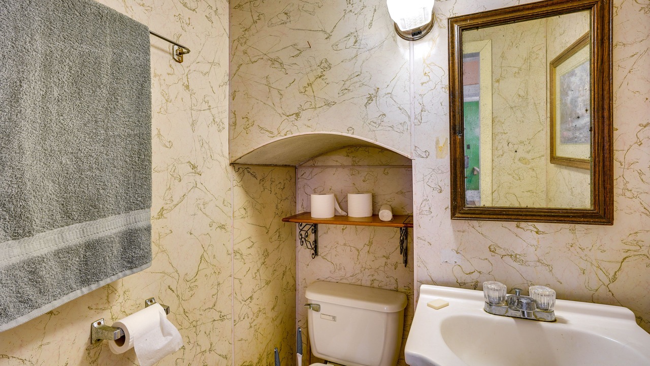 Photo of Bathroom in Parish