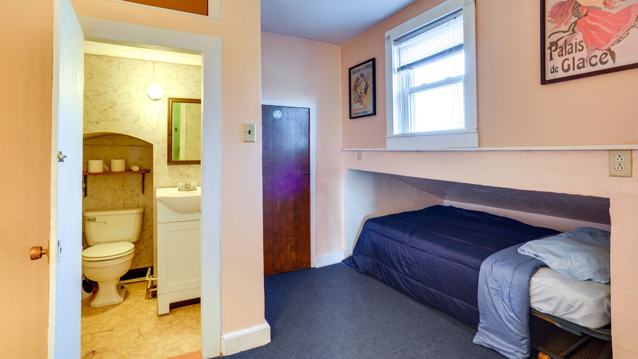 Photo of Bedroom in Parish