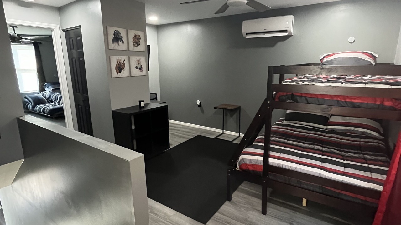 Photo of Bedroom in Welch