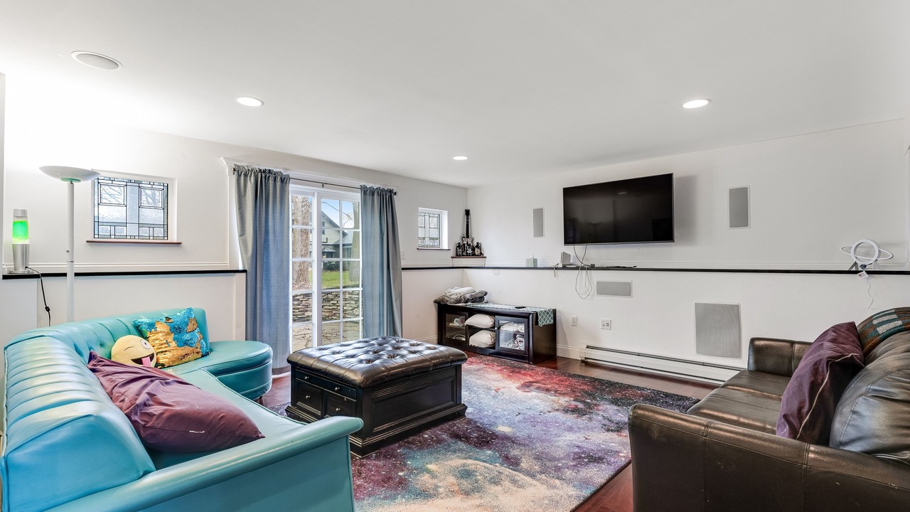 Photo of Livingroom in Malletts Bay