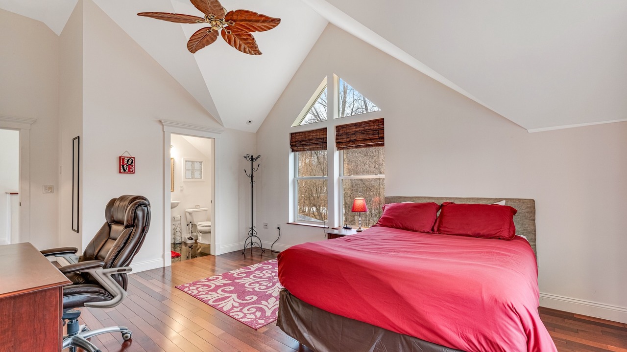 Photo of Bedroom in Malletts Bay