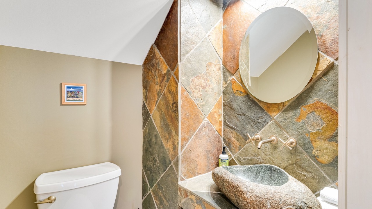Photo of Bathroom in Malletts Bay