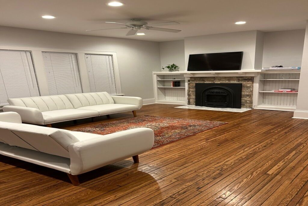 Photo of Livingroom in Whittier