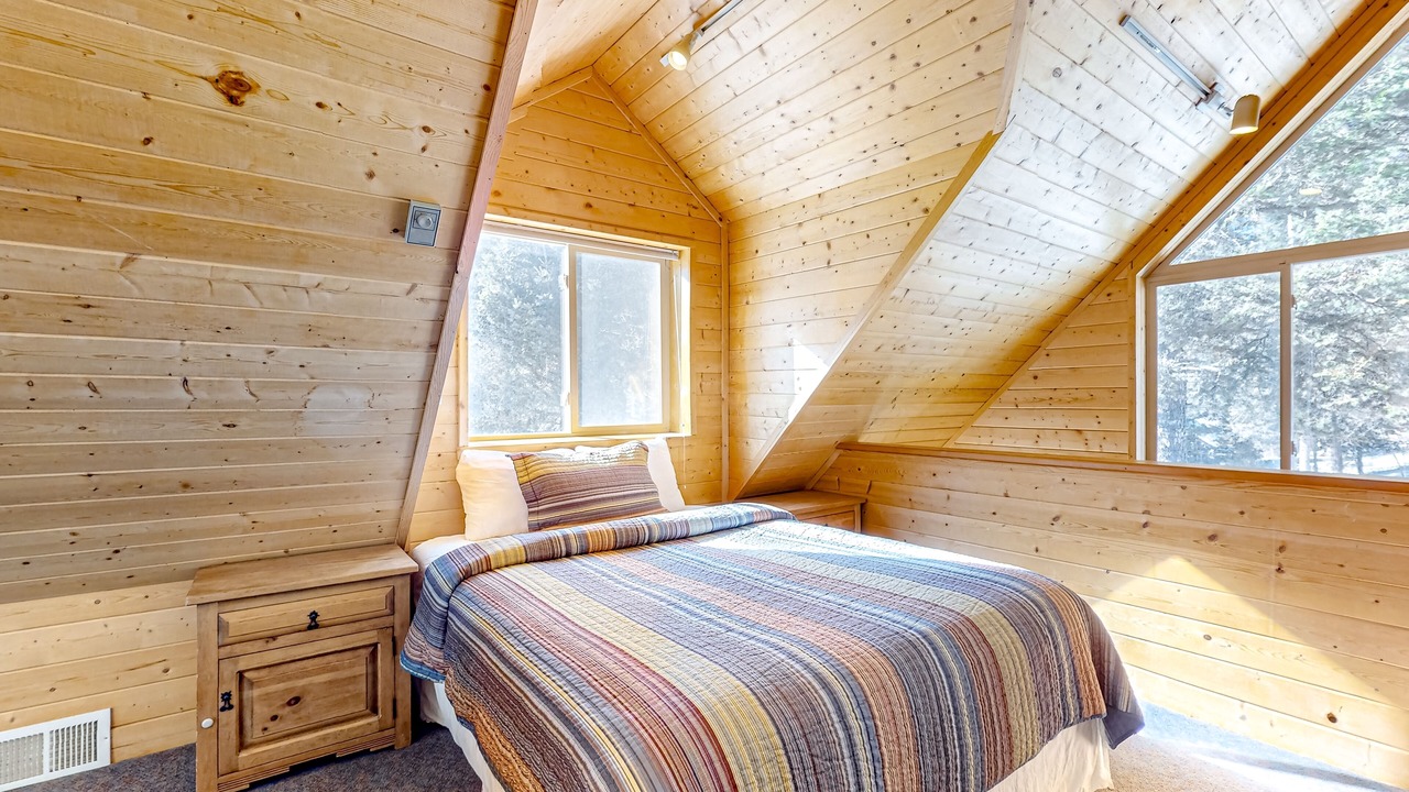 Photo of Bedroom in Taos Ski Valley
