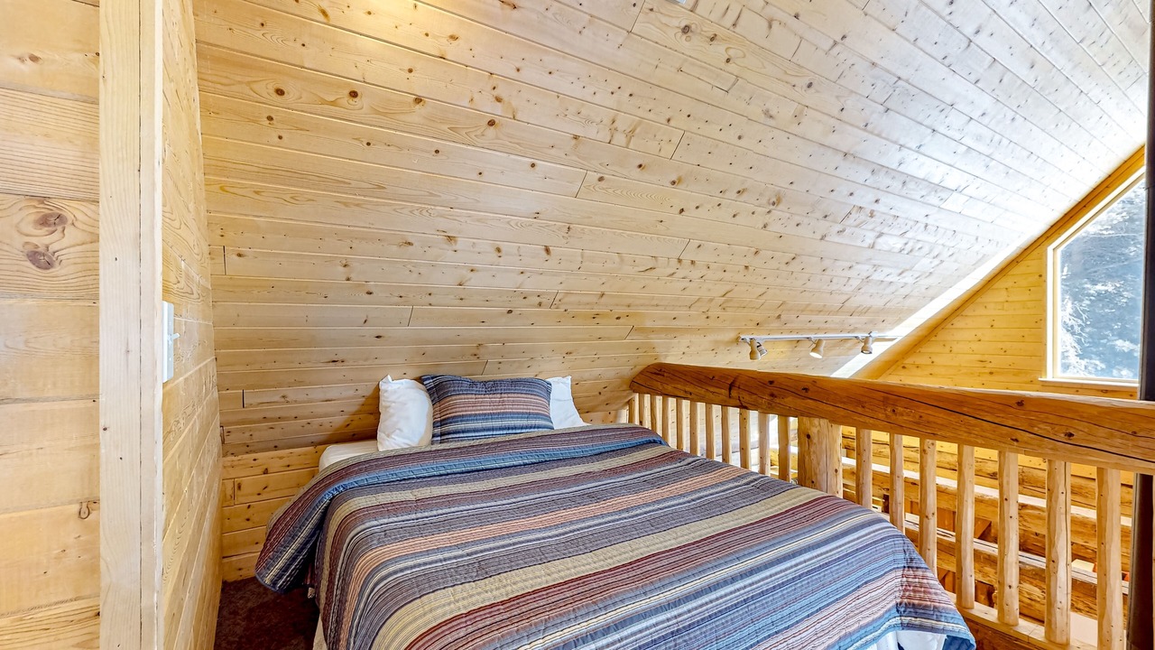 Photo of Bedroom in Taos Ski Valley