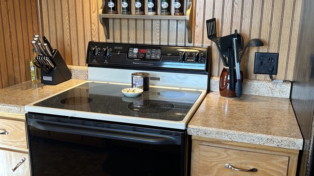Photo of Kitchen in Jim Falls