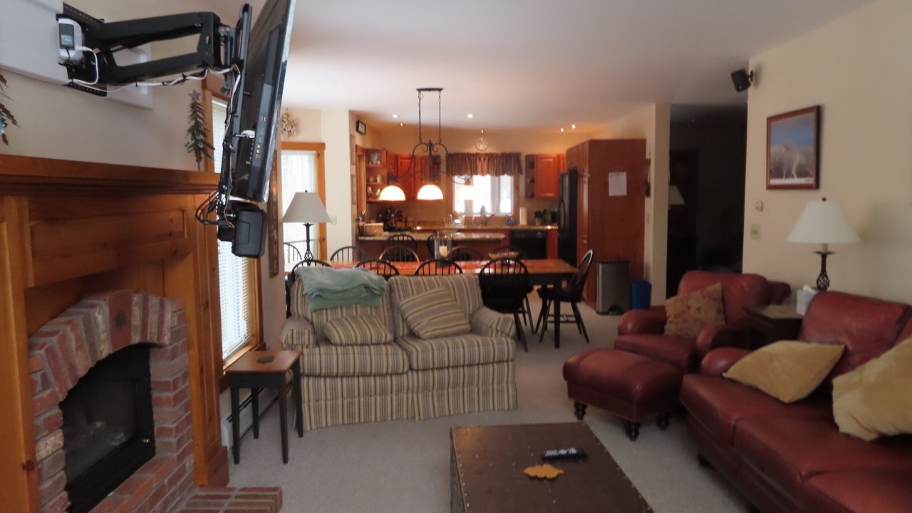 Photo of Livingroom in North Troy