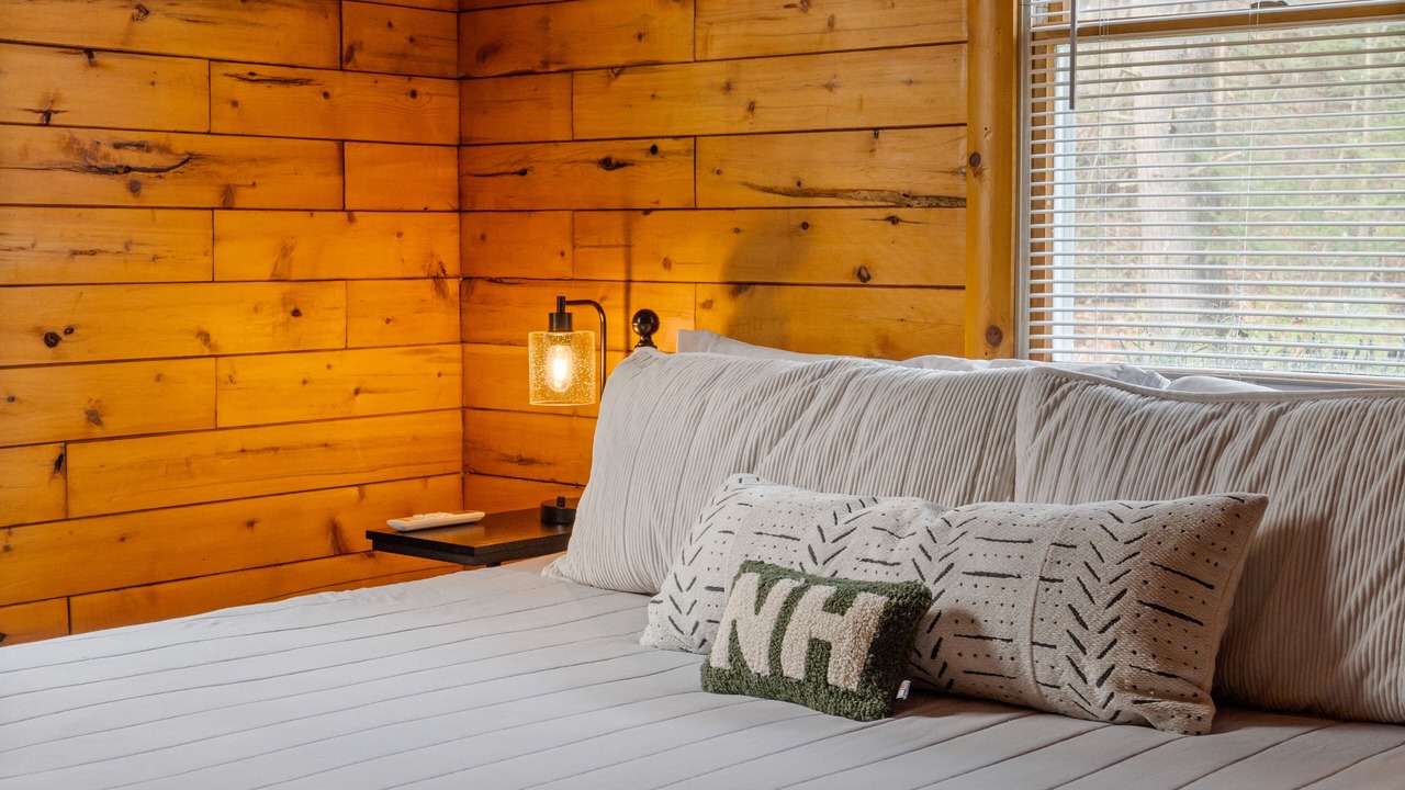 Photo of Bedroom in Woodsville