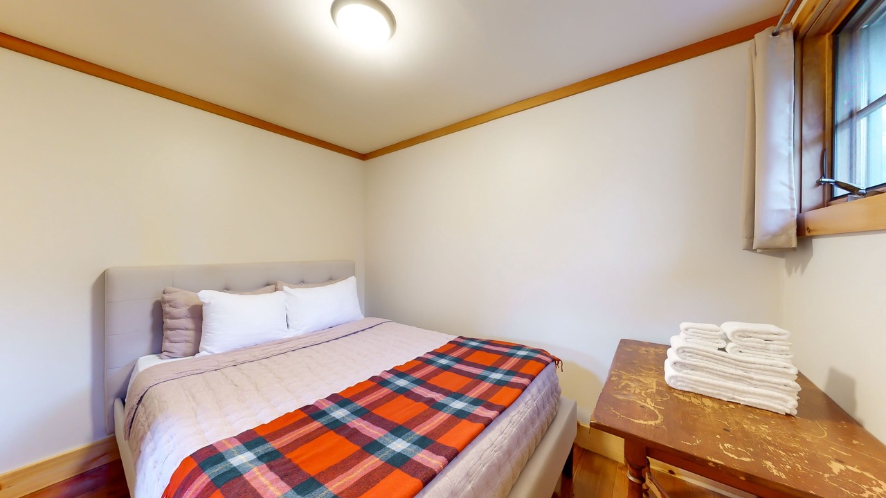 Photo of Bedroom in Starksboro