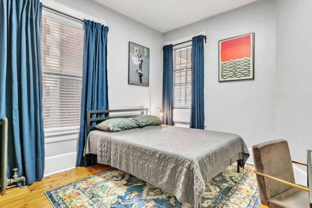 Photo of Bedroom in Metro Center