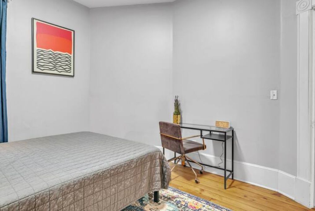 Photo of Bedroom in Metro Center