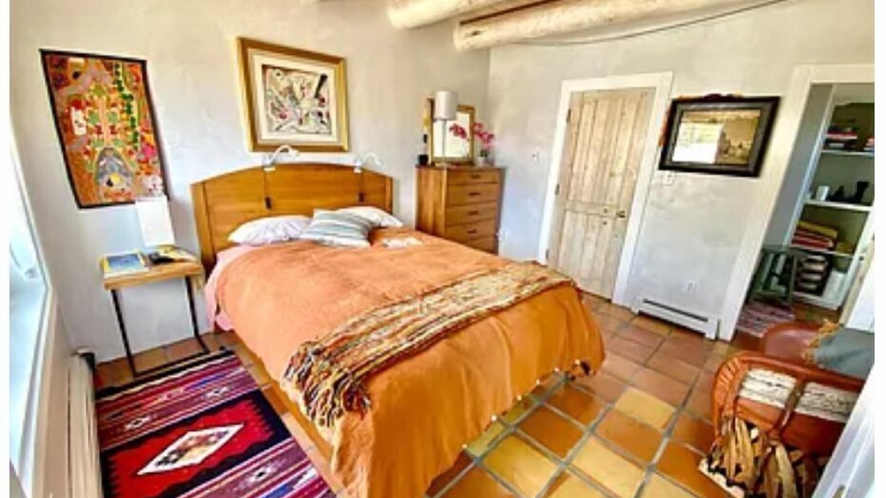Photo of Bedroom in South Capitol