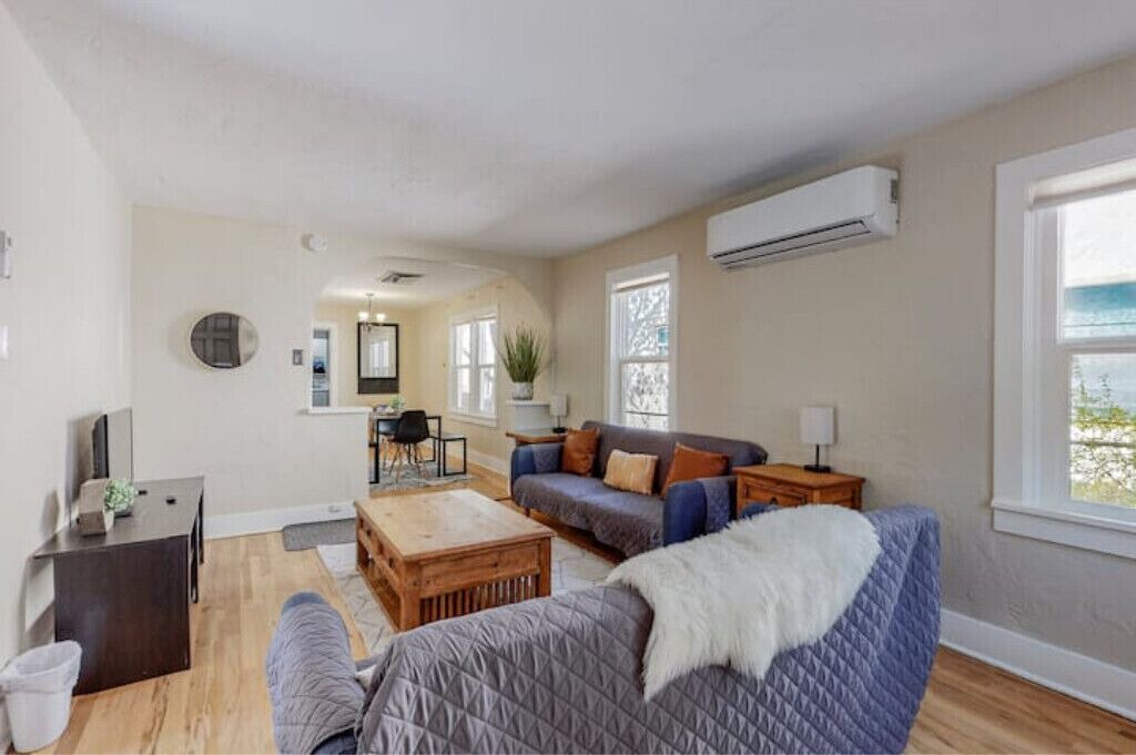 Photo of Livingroom in Silver Hill