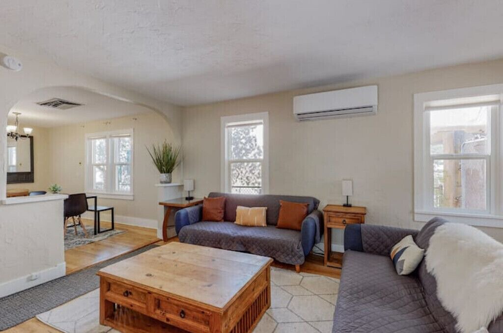 Photo of Livingroom in Silver Hill