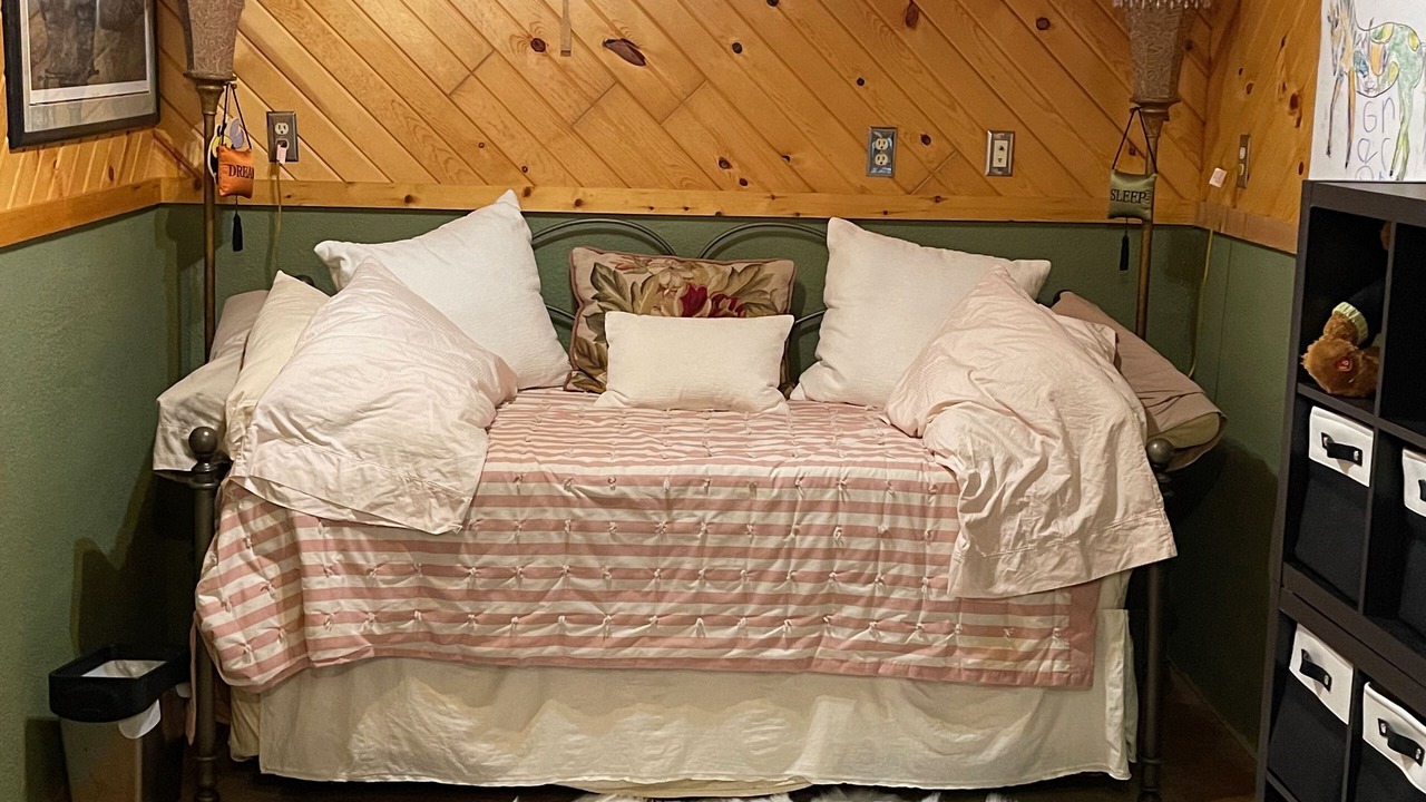 Photo of Bedroom in Hager City