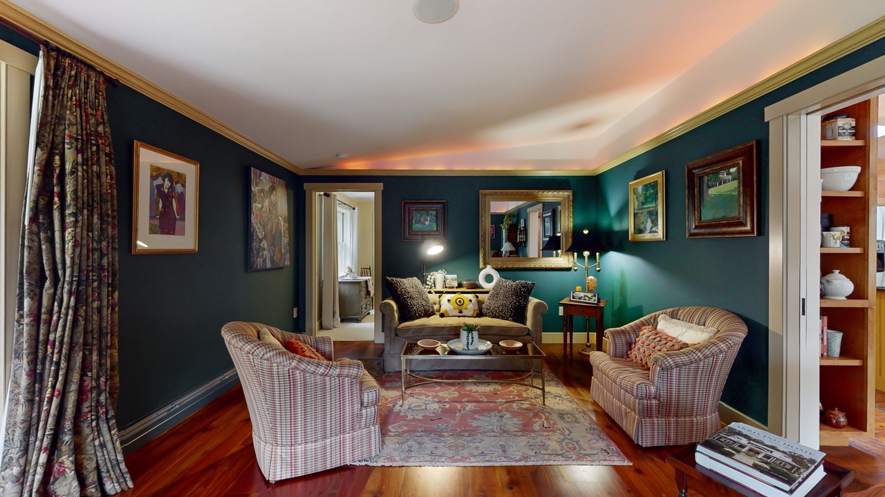 Photo of Livingroom in Warren
