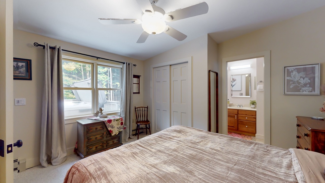 Photo of Bedroom in Warren