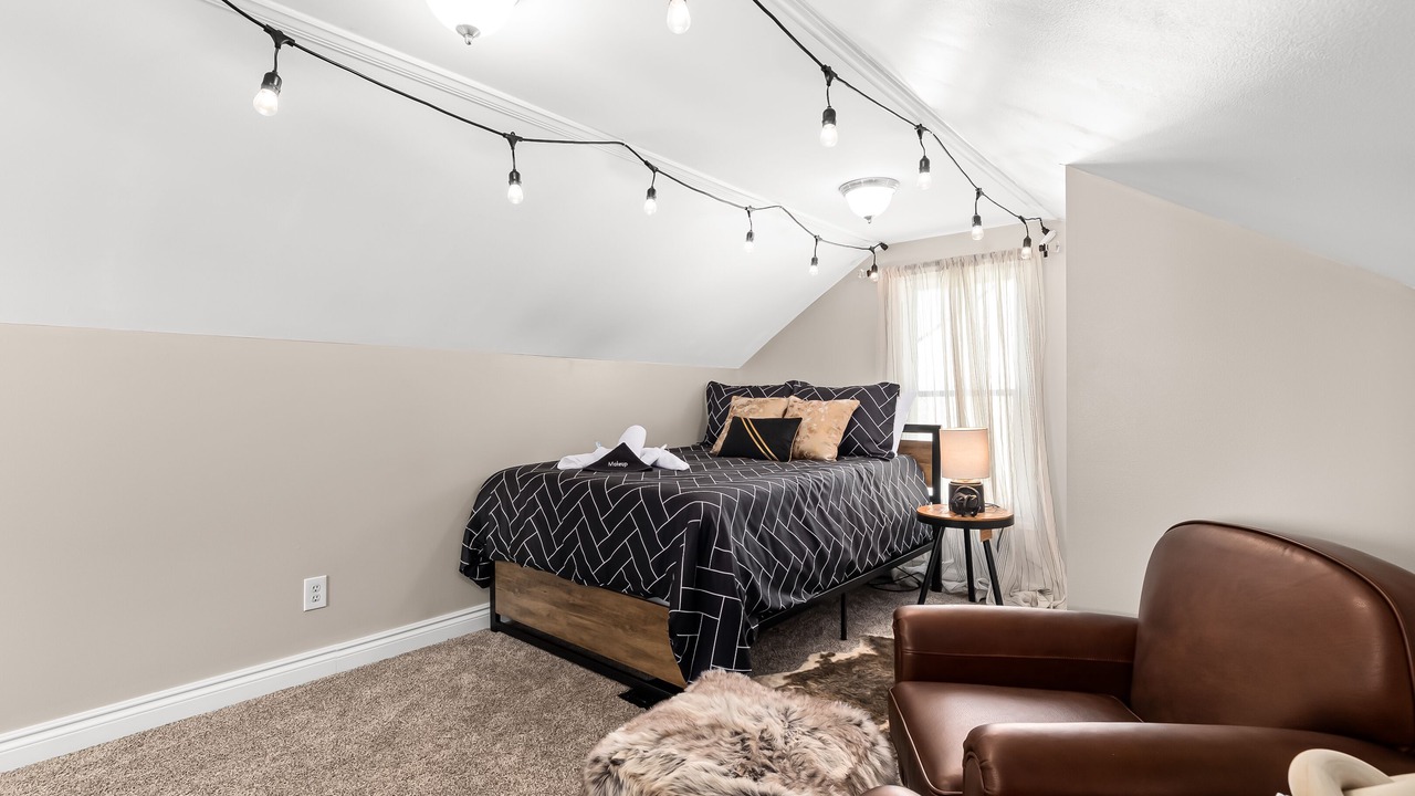 Photo of Bedroom in Ferndale