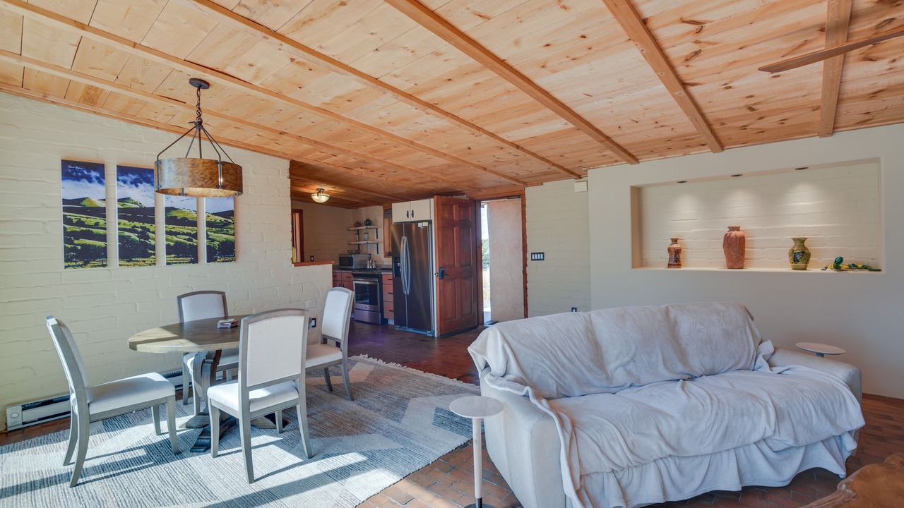 Photo of Livingroom in Eldorado at Santa Fe