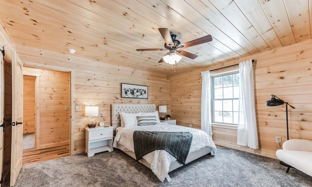 Photo of Bedroom in Harrietstown