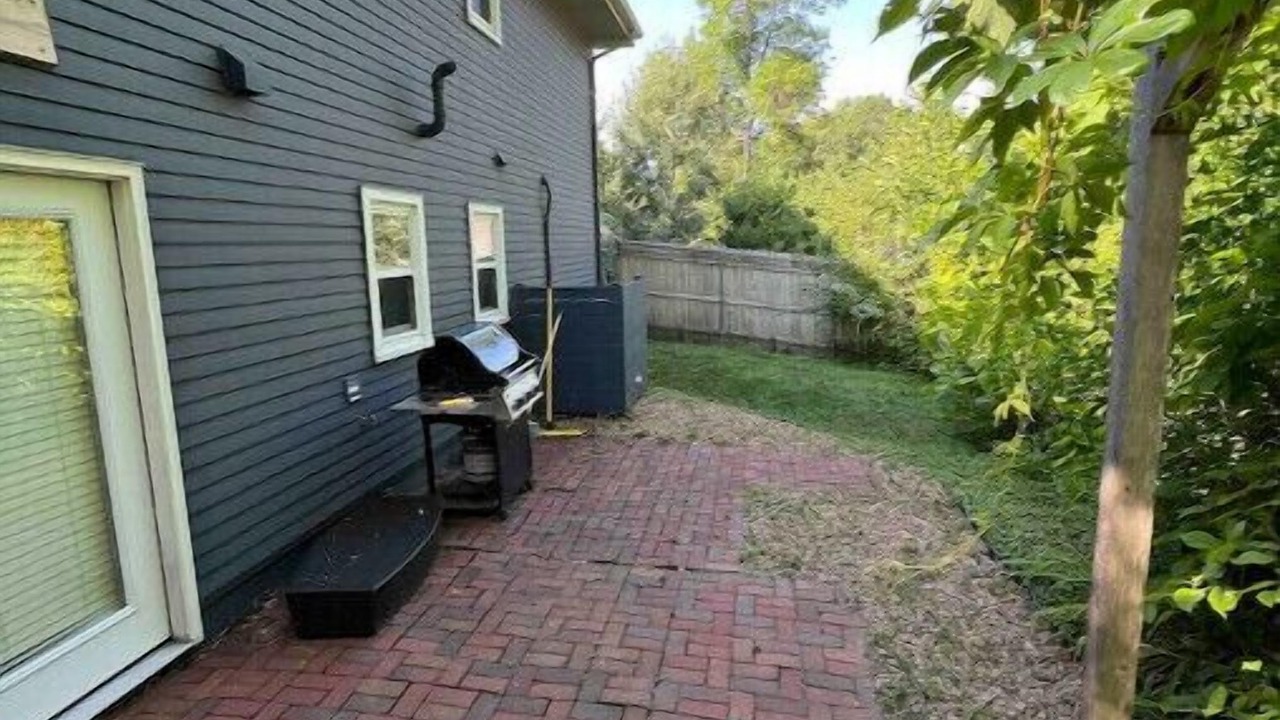 Photo of Patio Balcony in Shorewood