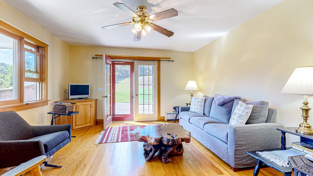 Photo of Livingroom in Wardsboro