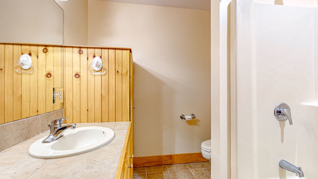 Photo of Bathroom in Wardsboro