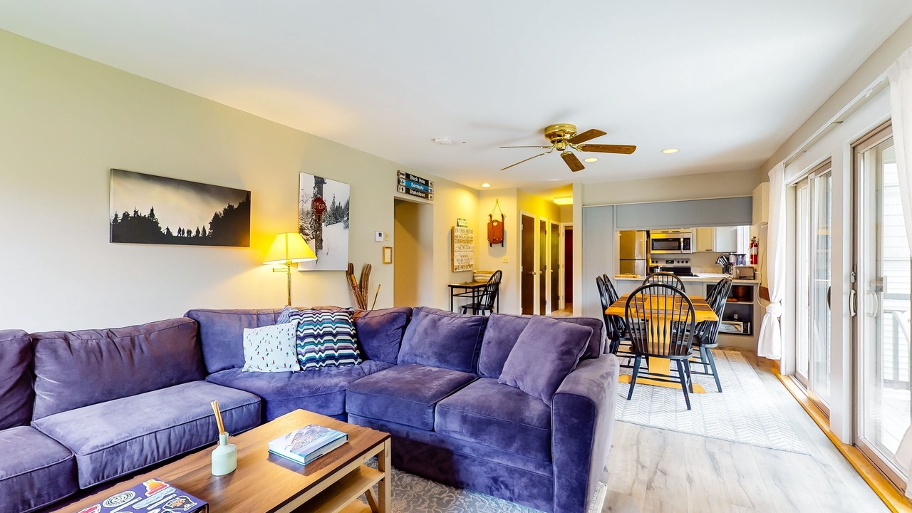 Photo of Livingroom in Jeffersonville