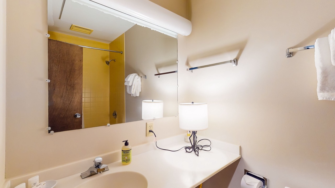Photo of Bathroom in Jeffersonville