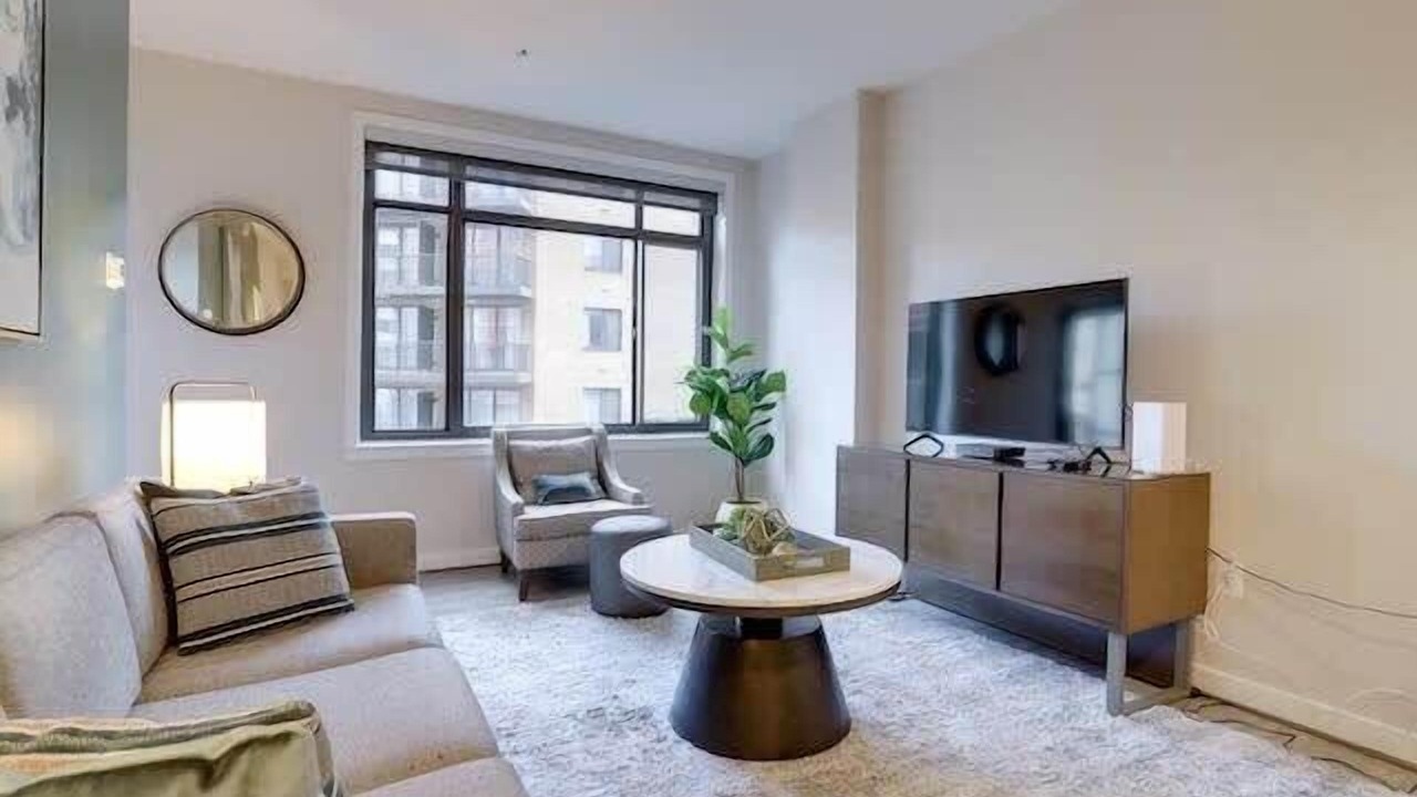 Photo of Livingroom in Court House