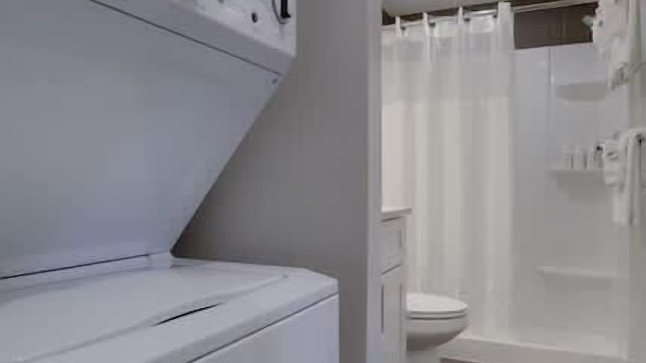 Photo of Bathroom in Court House