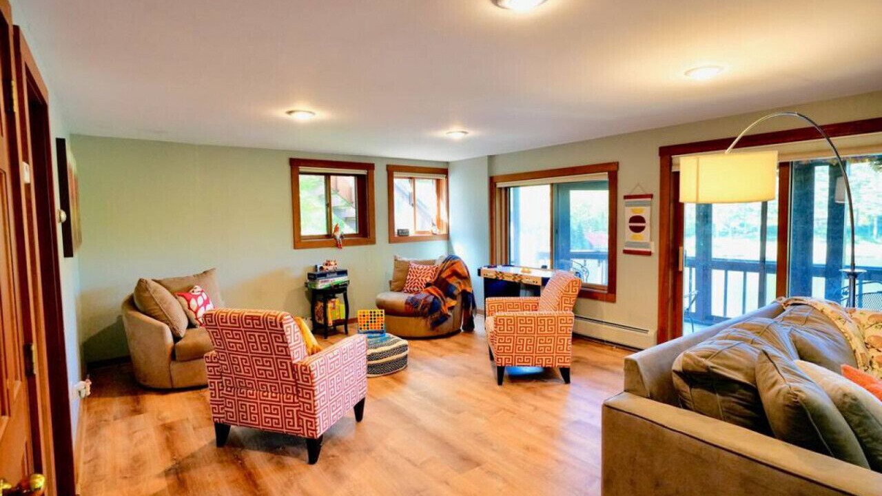 Photo of Livingroom in Eden