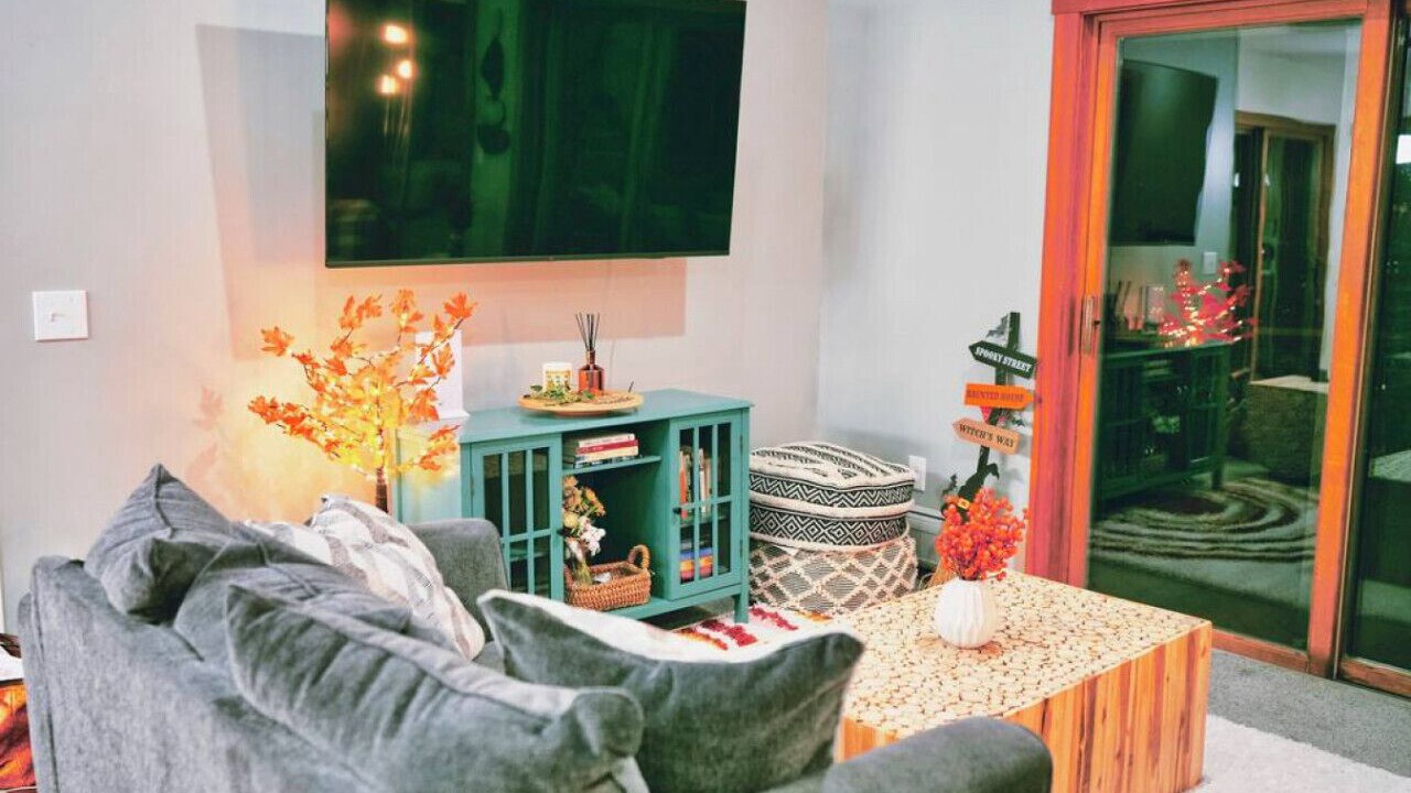Photo of Livingroom in Eden