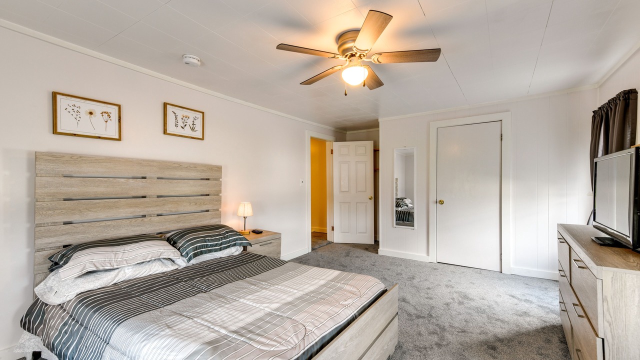 Photo of Bedroom in Barton