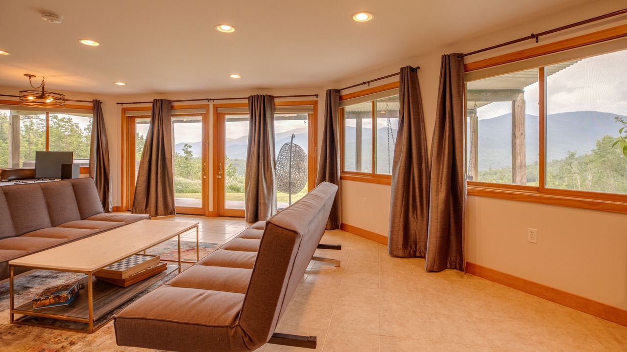 Photo of Livingroom in Easton