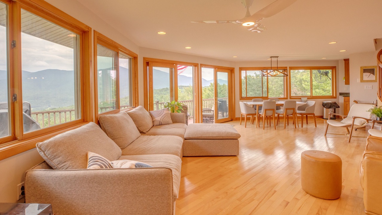Photo of Livingroom in Easton