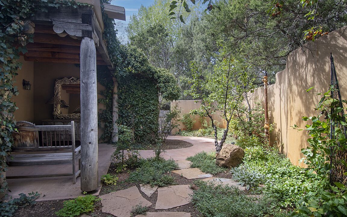 Photo of Outdoor in North Hills