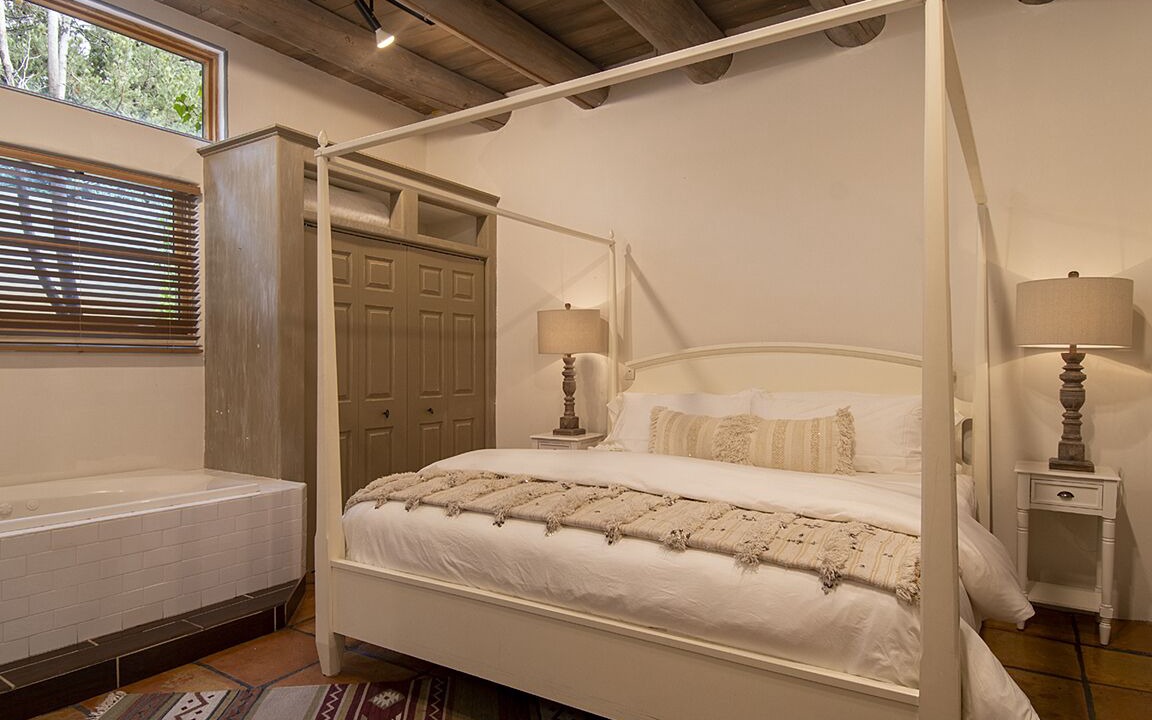 Photo of Bedroom in Hyde Park Estates