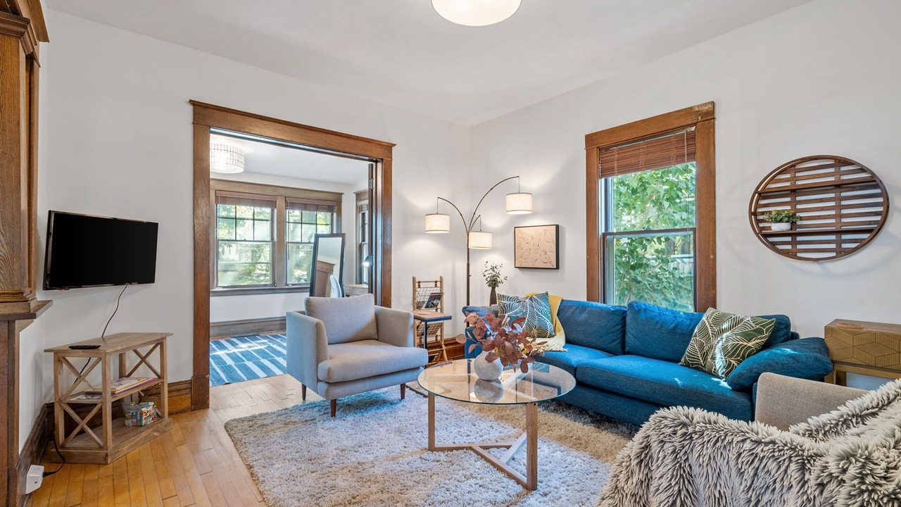 Photo of Bedroom in Linden Hills