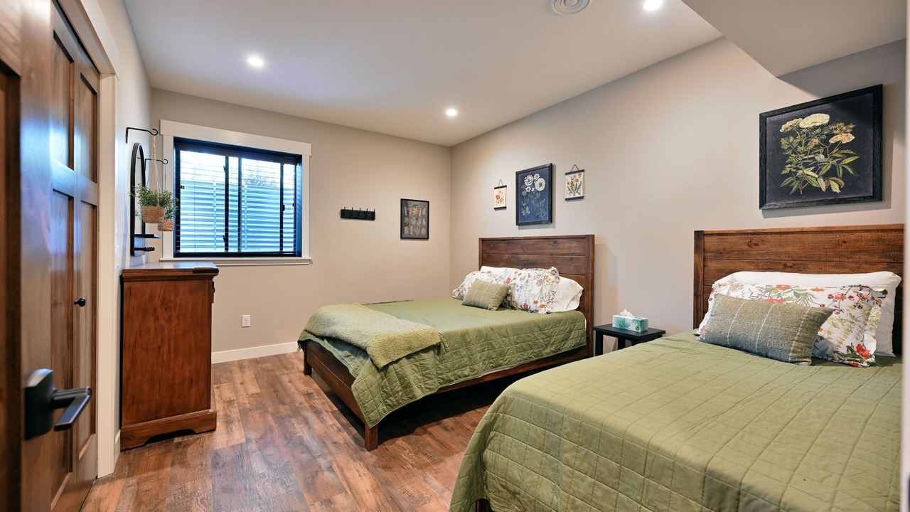 Photo of Bedroom in Minong