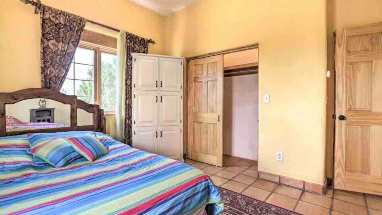 Photo of Bedroom in West Alameda