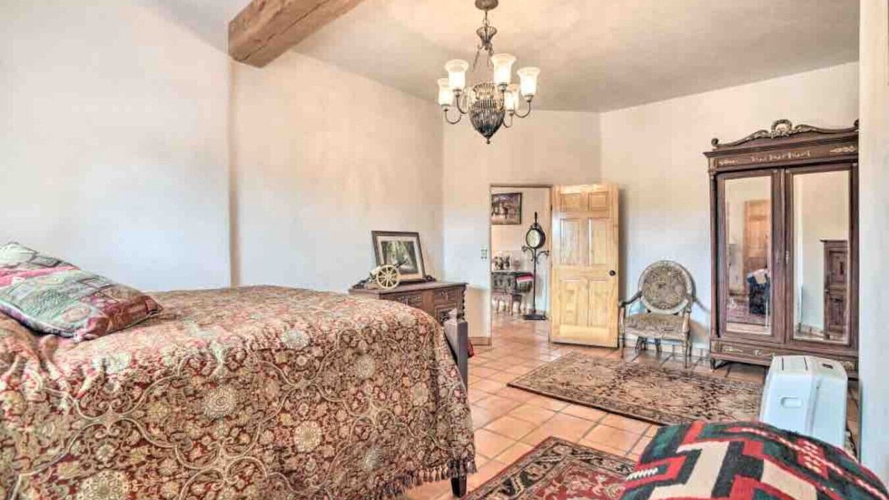Photo of Bedroom in West Alameda