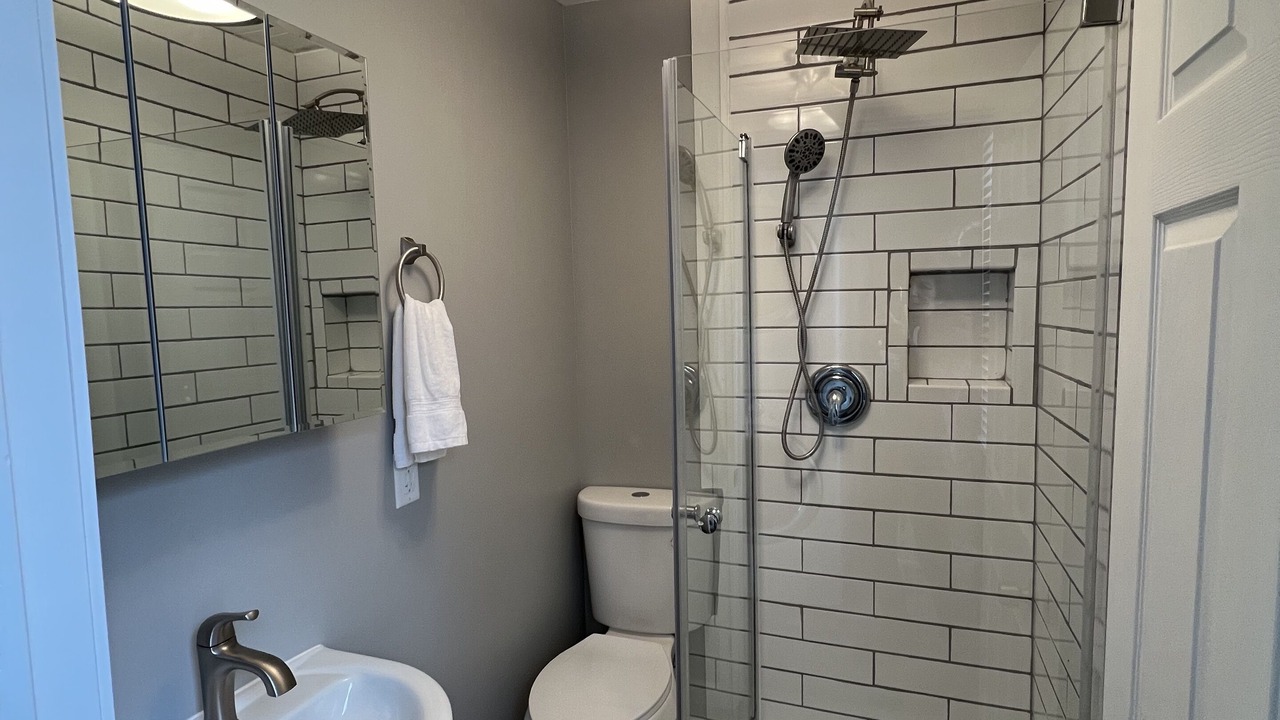 Photo of Bathroom in Star Lake